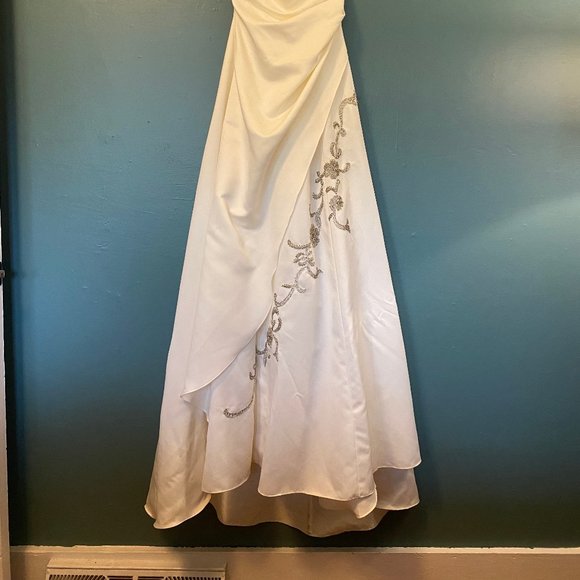 Embroidered Gown - Picture 2 of 8